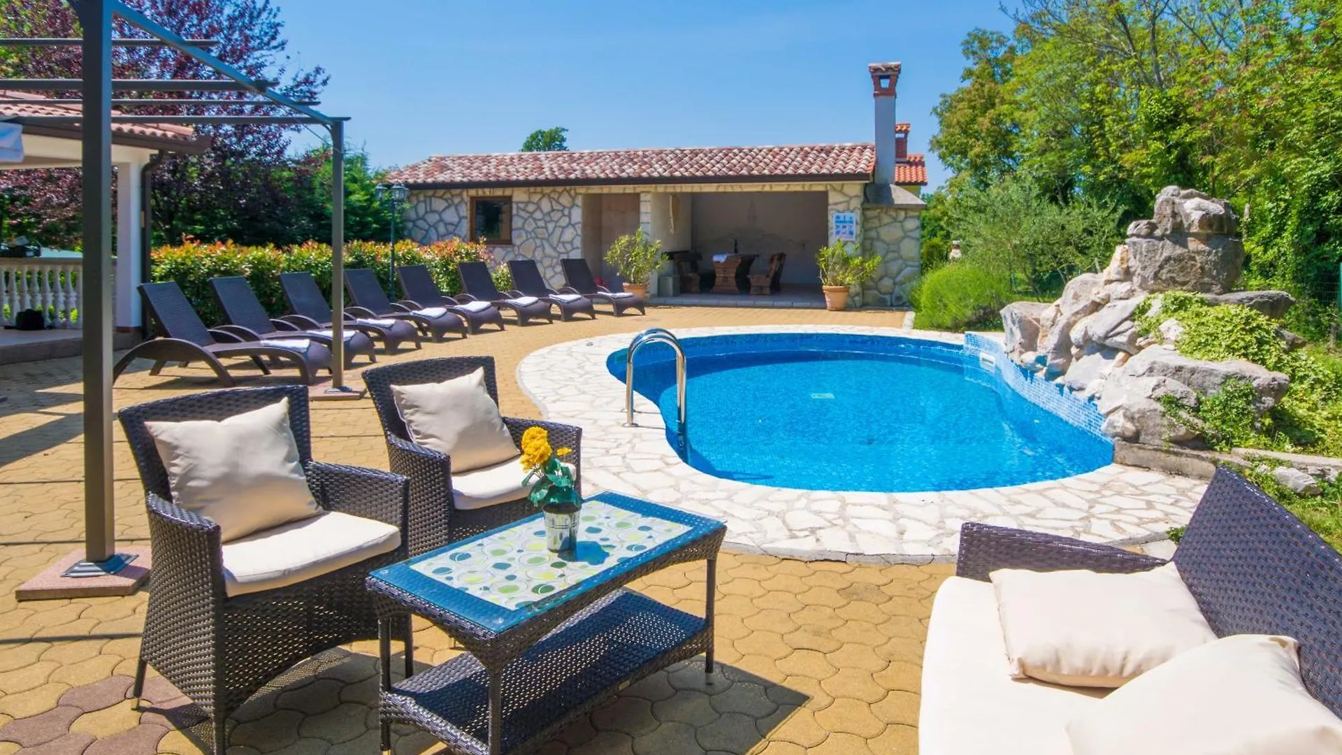Holiday home Villa Brigita, A Beautiful Villa Close To The Beach Veligolji